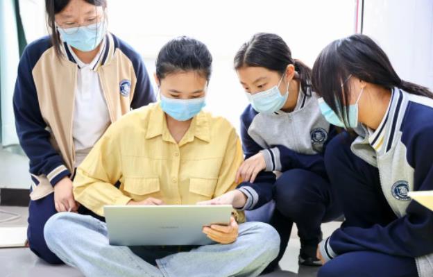 2023-2024年北京新府學外國語學校(國內班)高中部入學申請與招生計劃發布