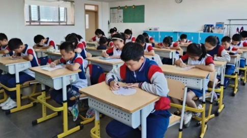 三河市燕橋?qū)W校小學(xué)六年級硬筆書法比賽實(shí)錄：書寫漢字之美，筆墨飄香校園