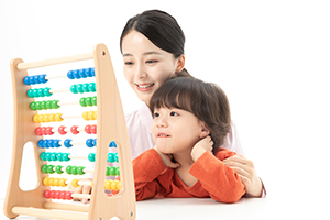 2024-2025學(xué)年北京新府學(xué)外國(guó)語(yǔ)學(xué)校(國(guó)內(nèi)班)一年學(xué)費(fèi)多少錢(qián)？可以按學(xué)期繳納嗎？