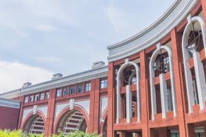 2024年高考250分可以報考什么酒店管理專業學校？