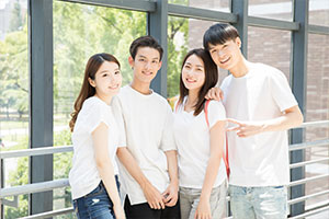 北京新府學外國語學校(國內(nèi)班)高中在順義區(qū)排名情況如何？